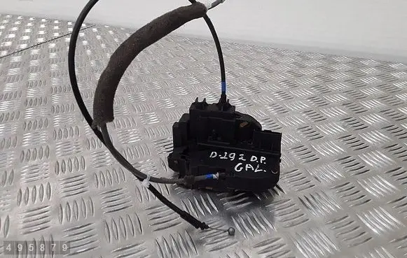 Nissan Navara Rear door lock