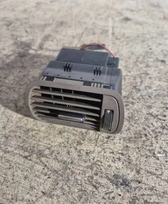 Audi A3 S3 8L Dash center air vent grill 8L0820901C
