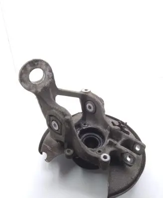 Rear wheel hub