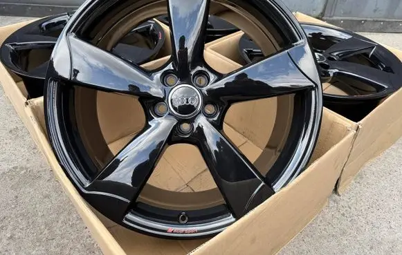 Audi Q3 8U R20 alloy rim 8U0601025L