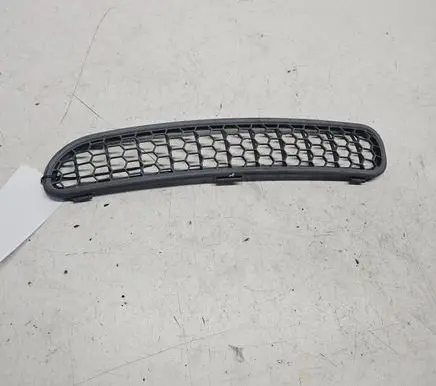 Mini One - Cooper R50 - 53 Front bumper upper radiator grill