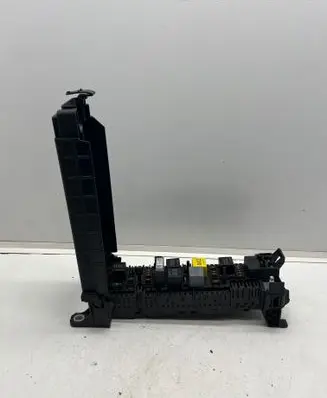Mercedes-Benz V Class W447 Fuse module A4475401440 A4475460046