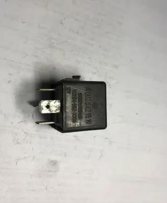 Mercedes-Benz A W168 Other relay A0025421319 0025421319