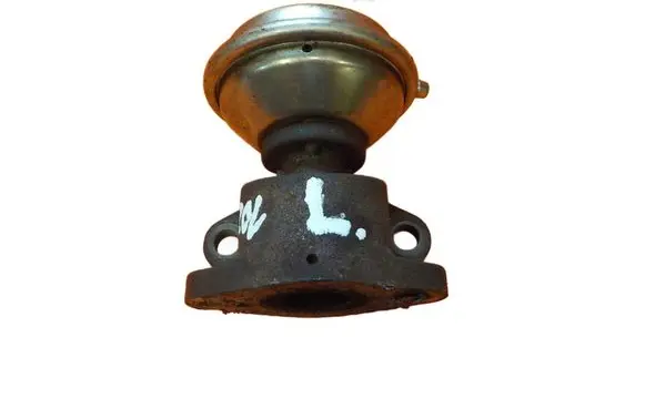 Audi A8 S8 D3 4E EGR thermostat 057131503L 102C1