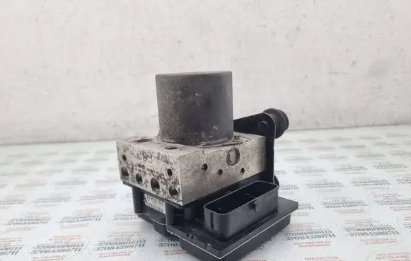 Audi A4 S4 B8 8K ABS Pump 8K0907379AE 8K0614517CD