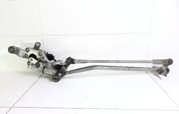 Porsche Panamera (970) Front wiper linkage and motor 97062410501