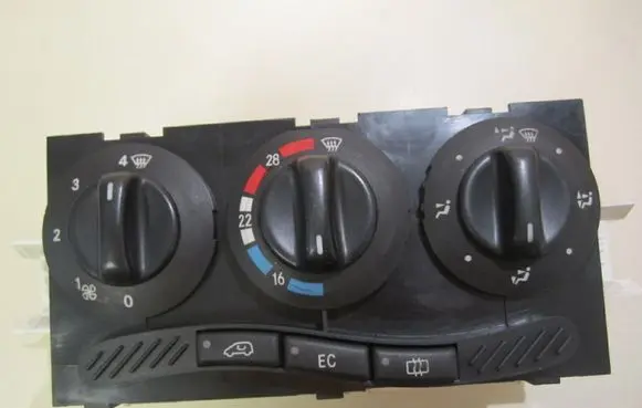 Mercedes-Benz A W168 Climate control unit 1688300485