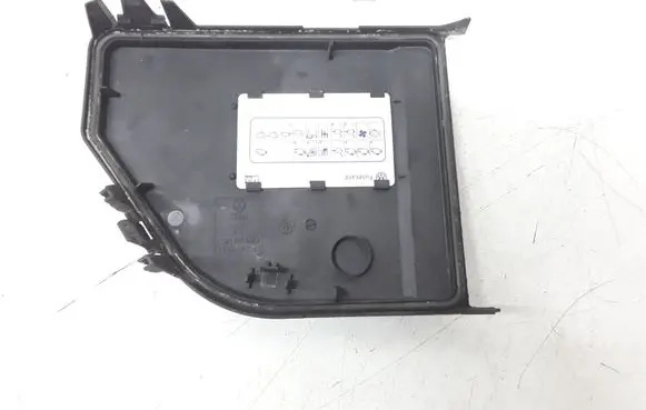 Volkswagen Phaeton Fuse box cover 3D1937128J