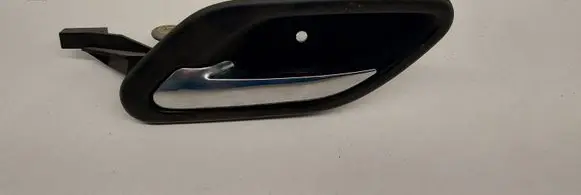 BMW 5 E39 Front door interior handle 8226049