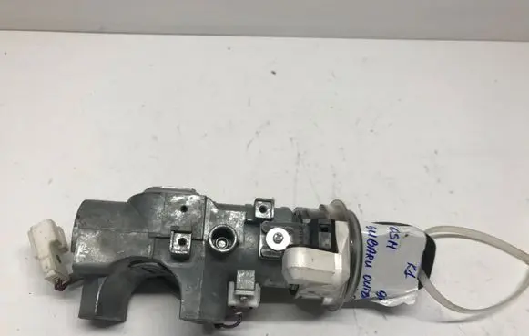 Subaru Outback Ignition lock 88215AG000 X1T25971