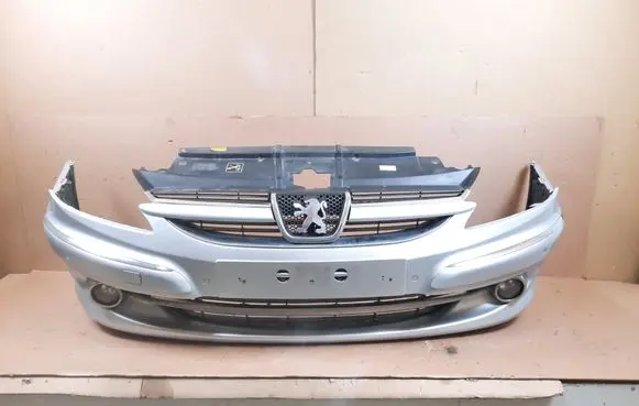Peugeot 607 Front bumper 9653248480