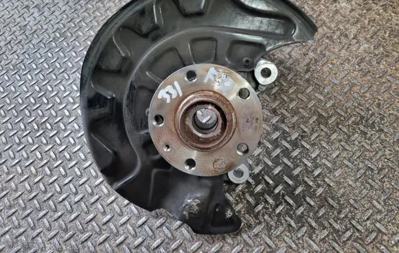 Volkswagen Arteon Front wheel hub 5Q0407258A 5Q0407621E