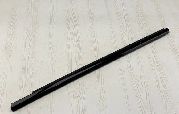 BMW i4 Front door glass trim molding 7482959