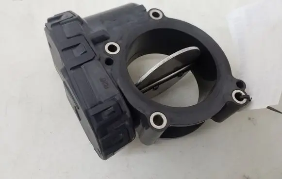 Mercedes-Benz B W246 W242 Throttle valve A6510900470