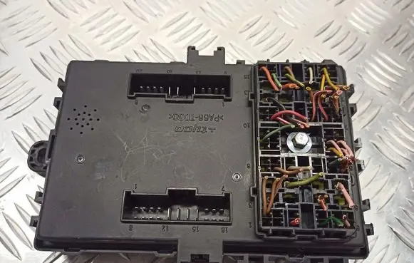 Chevrolet Aveo Fuse box cover 96651964