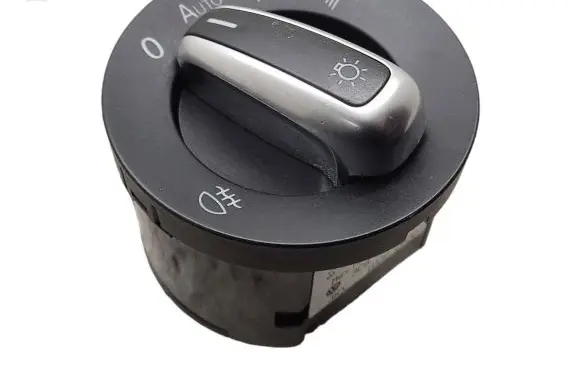 Volkswagen PASSAT B7 Light switch 3C8941431 10002830