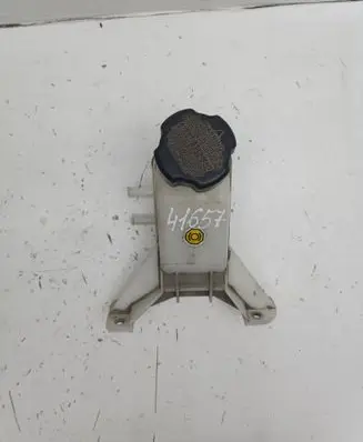 KIA Picanto Brake fluid reservoir 