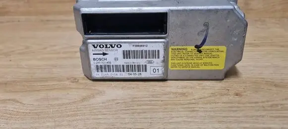 Volvo V70 Airbag control unit/module 0285001456