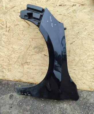 Volvo S60 Fender 