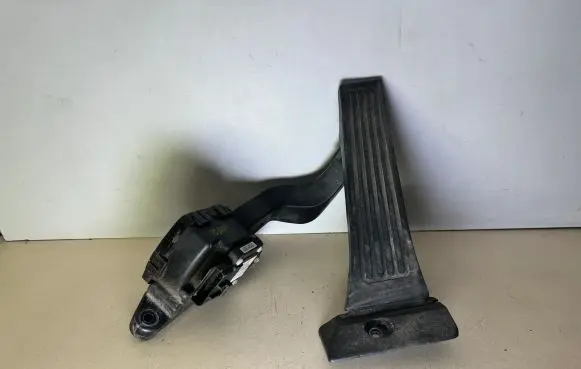 Hyundai ix35 Accelerator throttle pedal FDZ0235A2S100 FDZ0235A 0235A2S100