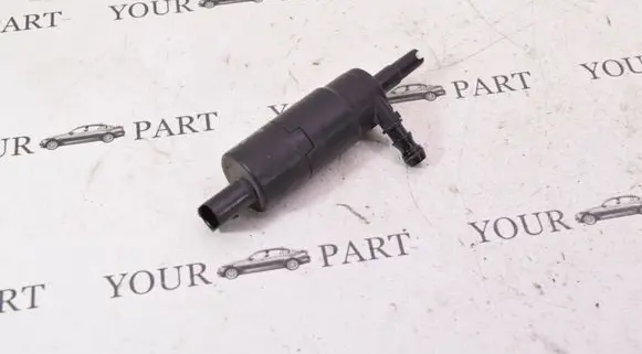 BMW 5 E60 E61 Windscreen/windshield washer pump 8377430