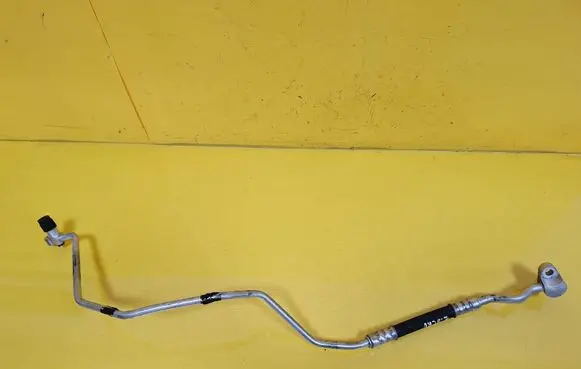 Chrysler Voyager Air conditioning (A/C) pipe/hose 