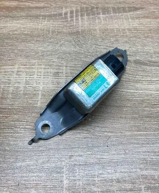 Toyota Prius (XW20) Airbag deployment crash/impact sensor 8983447020 1879000922