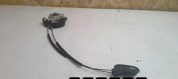 Mitsubishi Colt Front door lock 