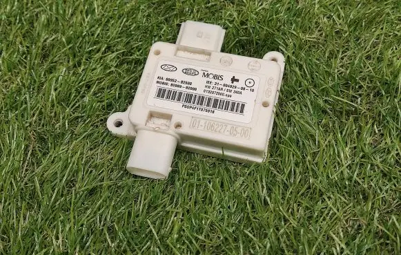 KIA Soul Other control units/modules 88952B2500 B288982000