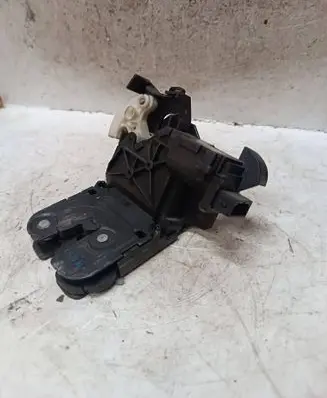 Audi A6 S6 C6 4F Tailgate/trunk/boot lock/catch/latch 8P4827505B