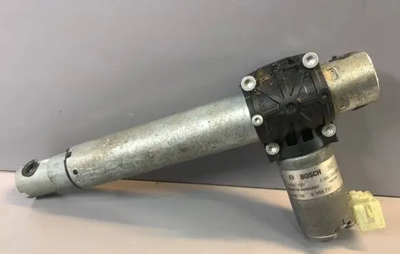 BMW 5 F10 F11 Seat adjustment motor 9168757 52109168757