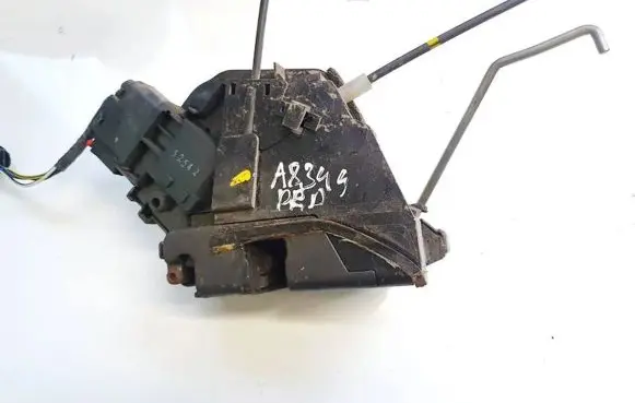 Mazda 3 I Front door lock 3n6aa21812d 3n6a-a21812-d