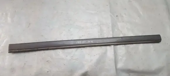 Mercedes-Benz C W202 Front door trim (molding) 2026903062