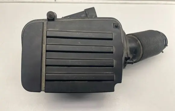 Volkswagen Golf VI Air filter box 1K0129607AL 1K0129601C NM16761