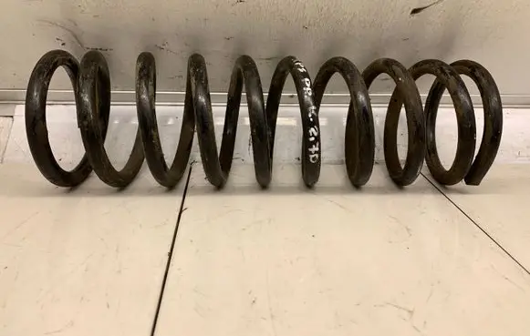Jeep Grand Cherokee (WJ) Front coil spring