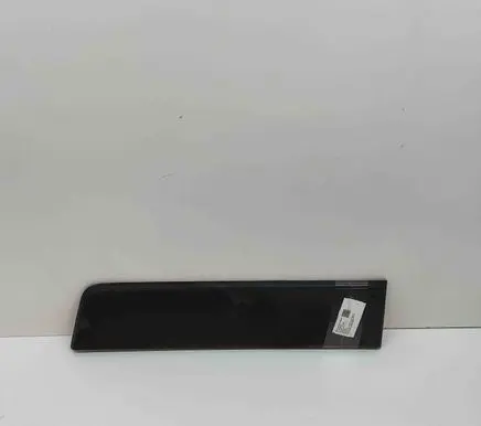Rear fender molding trim
