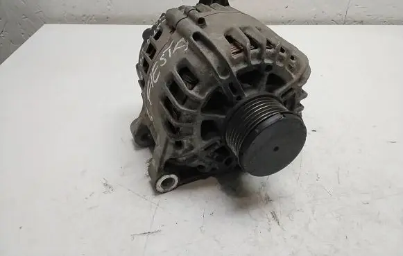 Ford Fiesta Generator/alternator 8V2110300AB 2543427A 209087394
