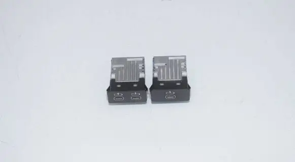 BMW 3 G20 G21 USB socket connector 5A84161 5A84160 84105A84161