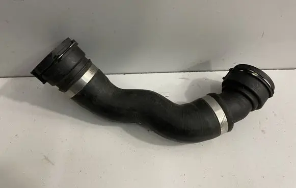 BMW 5 F10 F11 Engine coolant pipe/hose 1234567