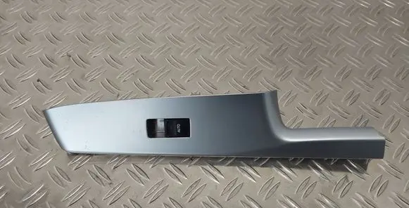 Toyota Prius+ (ZVW40) Front door window switch trim 