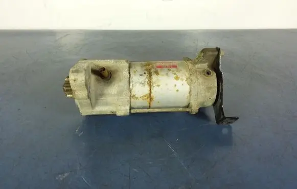 Jaguar XF X250 Starter motor 8X23-11001-AA