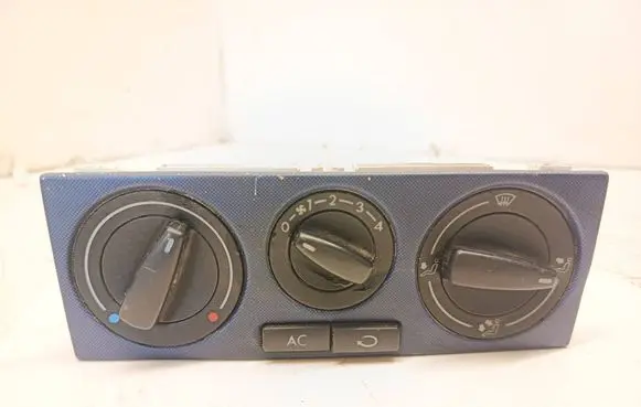 Volkswagen Golf IV Climate control unit 1J0820045F 65737L00 90511210000