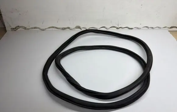 Audi A6 S6 C8 4K Rubber seal rear door 4K5833721