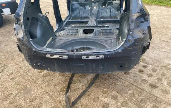 Hyundai i30 Trunk bottom trim panel 