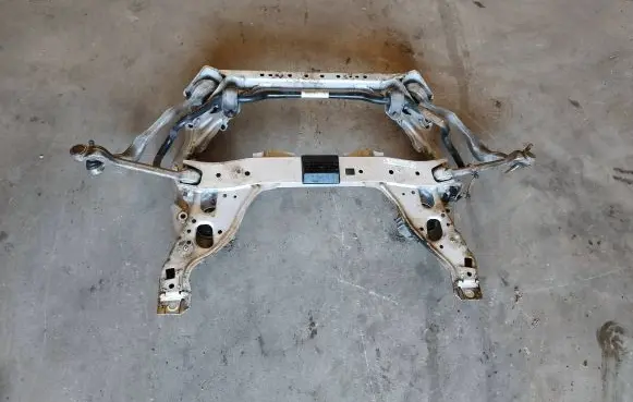 BMW 1 E81 E87 Front subframe