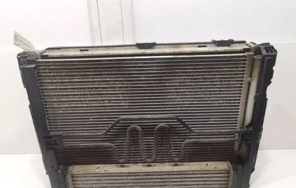 BMW 3 E90 E91 Radiator set 7561711 1137328144 9527211
