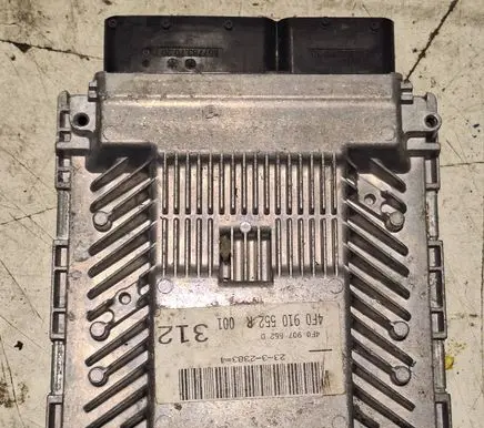 Audi A6 S6 C6 4F Engine control unit/module 4F0910552R 4F0907552D 5WP45304