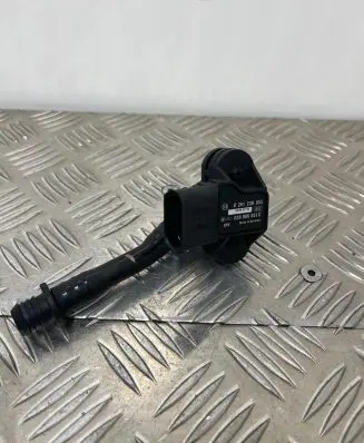 Audi A8 S8 D3 4E Air pressure sensor 0261230053 036906051C