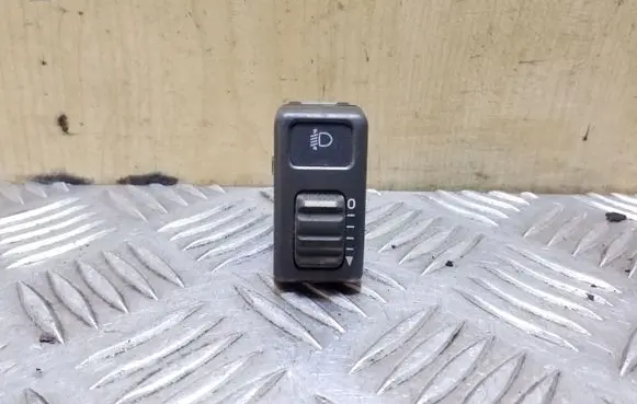 Volvo S70 V70 V70 XC Headlight level height control switch 9162960
