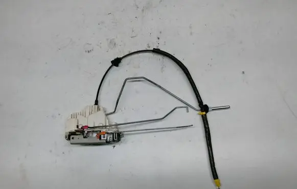 Jeep Grand Cherokee Front door lock P68250661AB